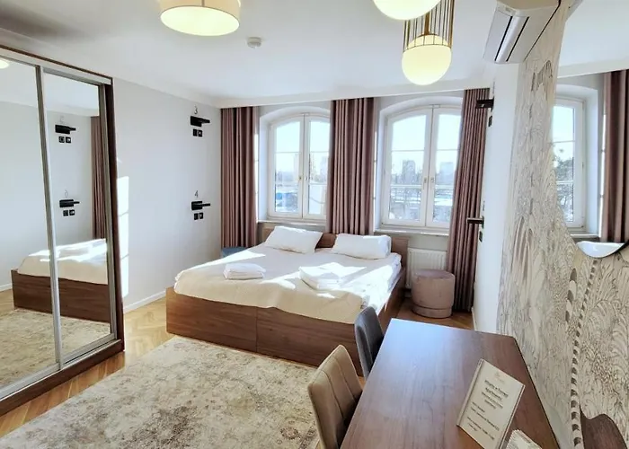 Aparthotel Forrest & *