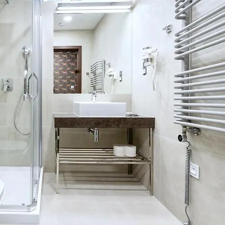 Forrest Apartments&hostel