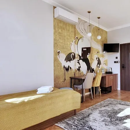 Forrest Apartments&hostel