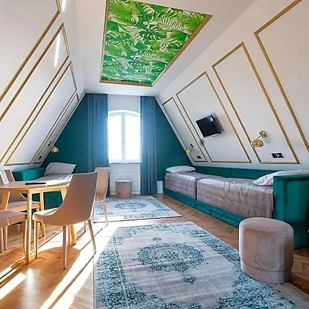 Apartmanhotel Forrest & *