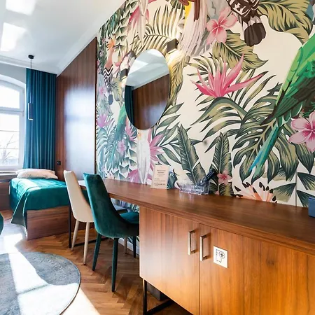 Aparthotel Forrest Apartments&hostel