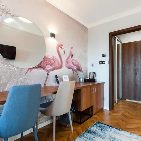 Forrest & מלון דירות *